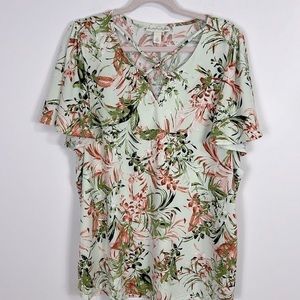 Emaline green coral crisscross front strap floral short sleeve blouse size 2X